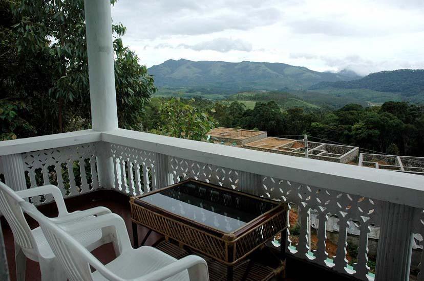 Готель Munnar Dreams Екстер'єр фото
