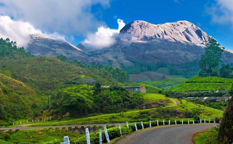 Готель Munnar Dreams Екстер'єр фото